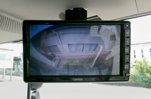 ドライブレコーダー・バックモニター